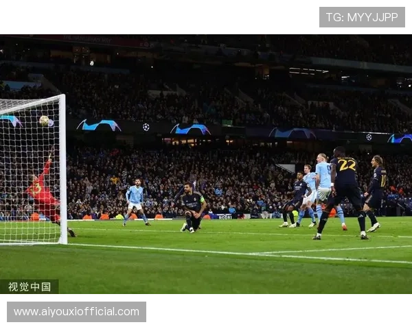 从点球争议到神扑救险：皇马与曼城一役的90分钟全记录