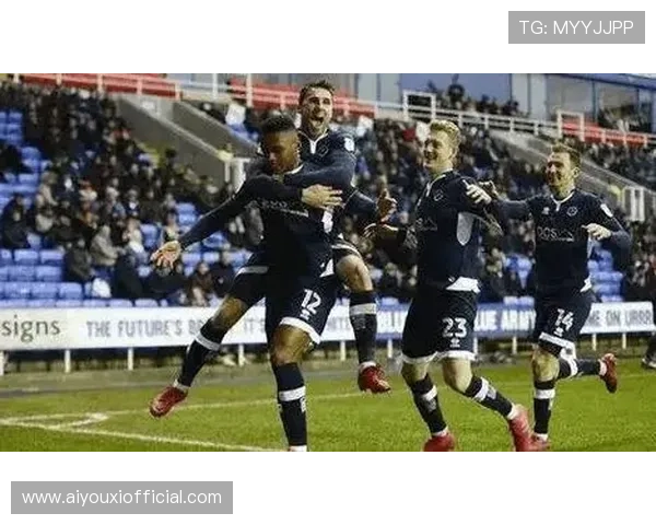 南安普顿3-1米尔沃尔,英冠升级热门主场火力全开